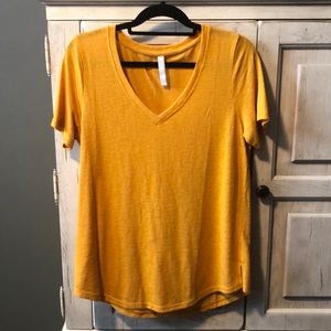 Athleta Breezy Scoop V Tee
